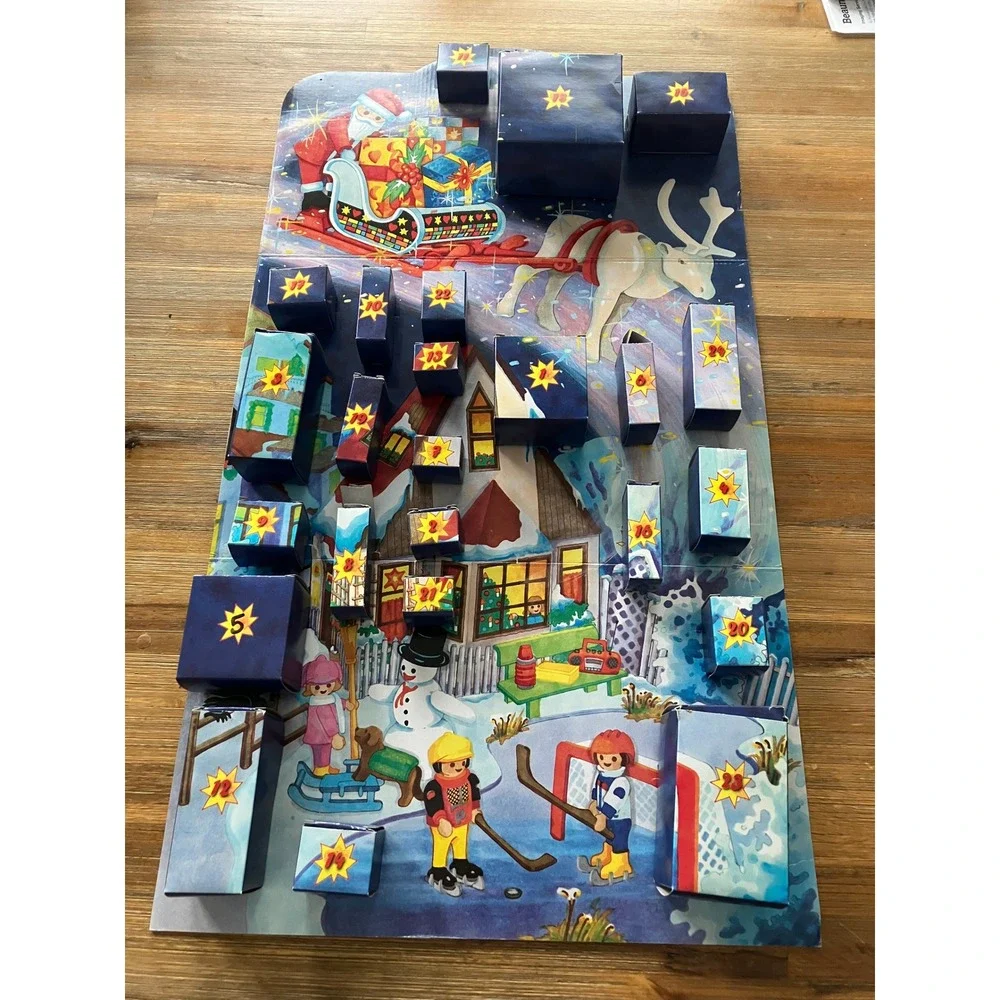 Playmobile 5711 Santa‎ Advent Calendar Play Set Vintage Y2K Christmas